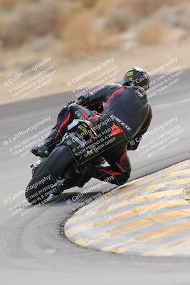 media/Dec-17-2022-SoCal Trackdays (Sat) [[224abd9271]]/Turn 10 Backside (120pm)/